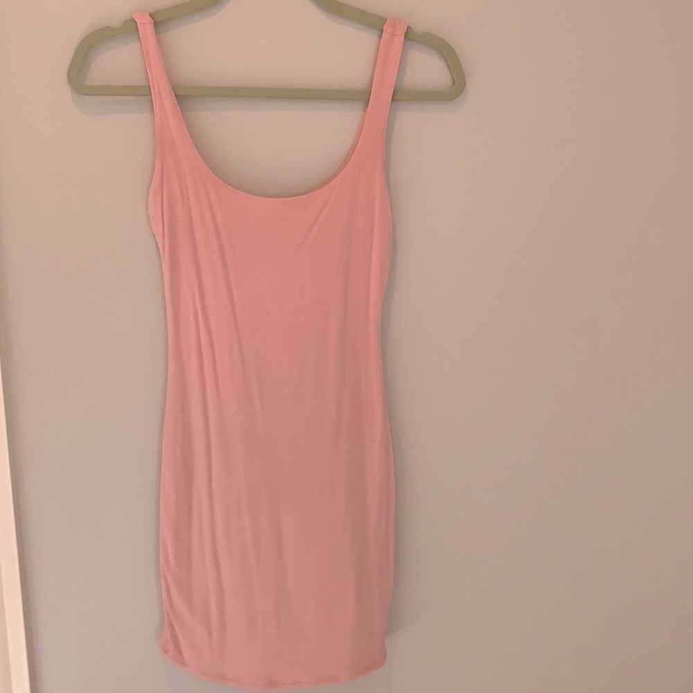 Mini pink dress - Picture 3 of 3